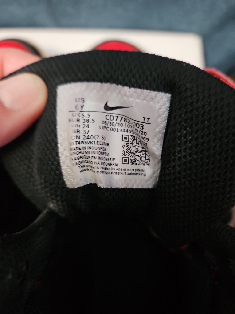 Nike Court Borough Mid 2 GS Bred Black University Red Size 6Y - Picture 6 of 16